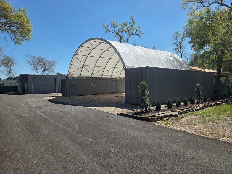 More Photos Of 33302 Sweetgum Ln, Magnolia Warehouse For Sale