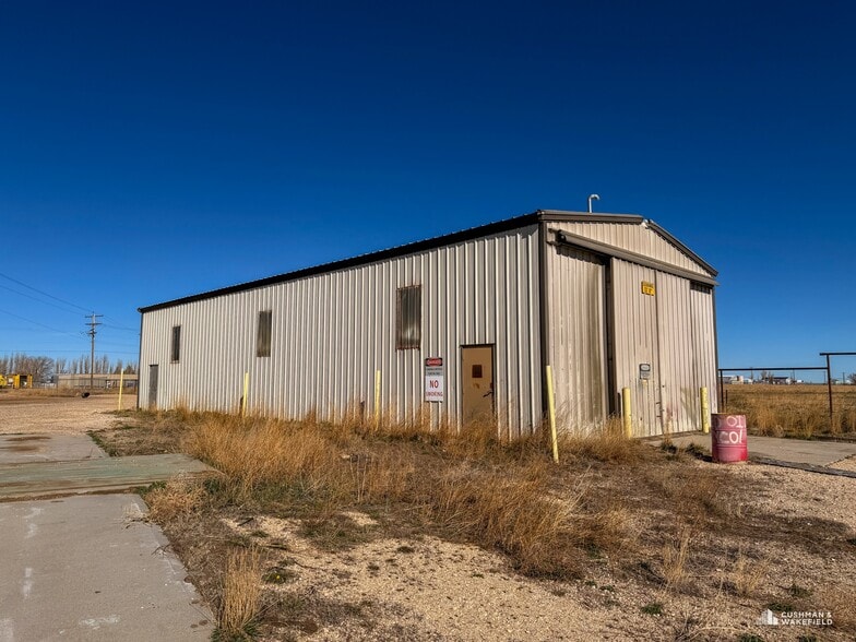 More Photos Of 7242 W Yellowstone Hwy, Casper Industrial For Sale