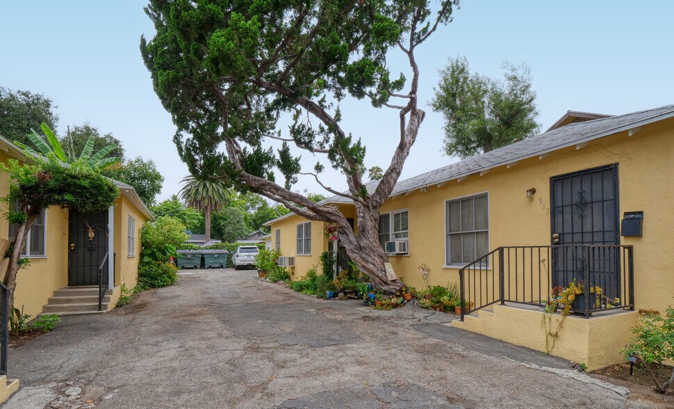 More Photos Of , Pasadena Multifamily For Sale