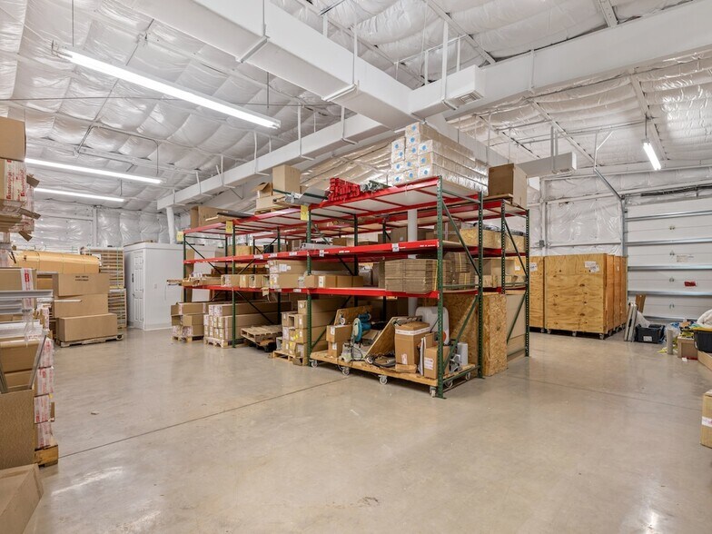 More Photos Of 675 US Highway 1, Vero Beach Warehouse For Lease