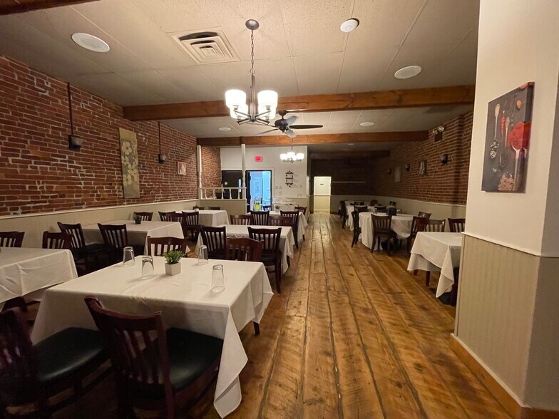 More Photos Of 1924 E Carson St, Pittsburgh Restaurant For Sale