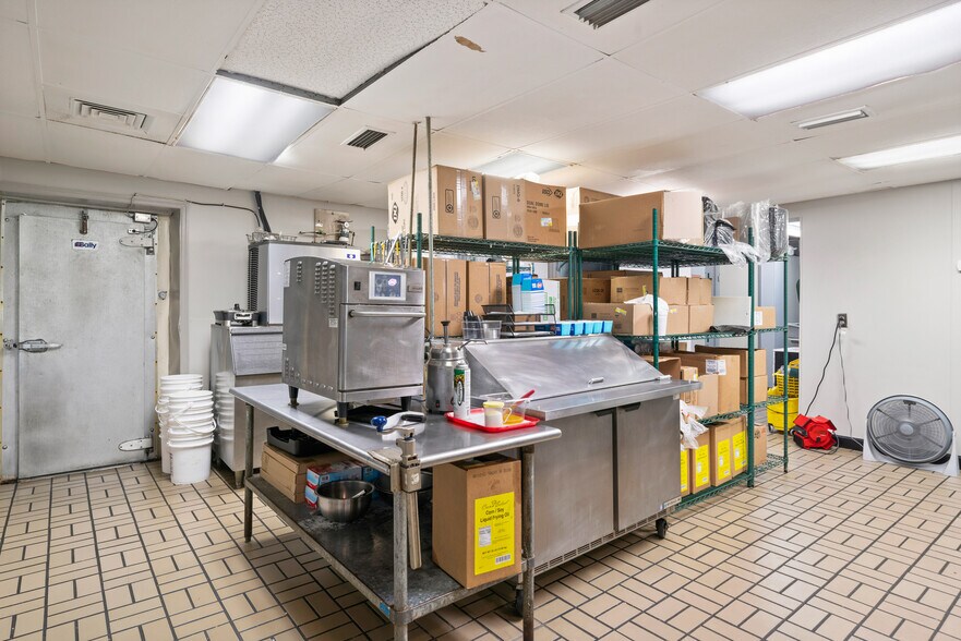 More Photos Of 1020 Horse Creek Rd SW, Darien Restaurant For Sale