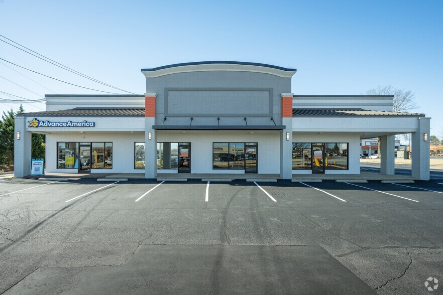 More Photos Of 1178 Woodruff Rd, Greenville Unknown For Lease