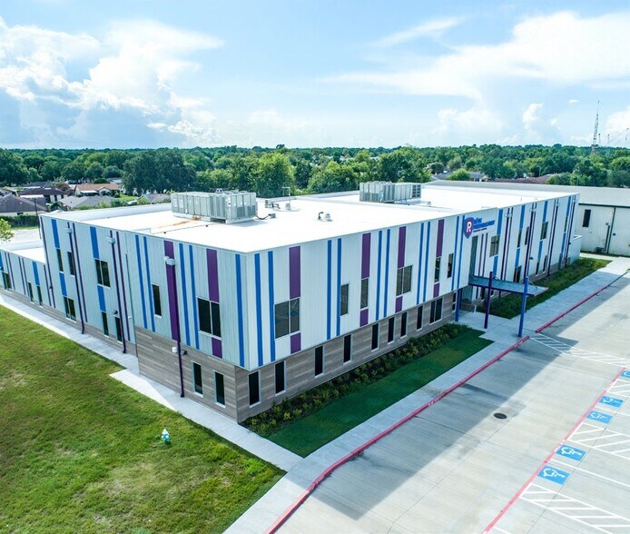 More Photos Of 12707 Cullen Blvd, Houston Schools For Sale