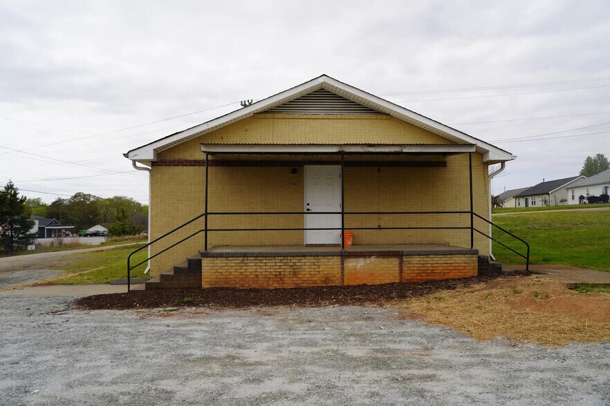 More Photos Of 6114 US-76, Pendleton Industrial For Sale