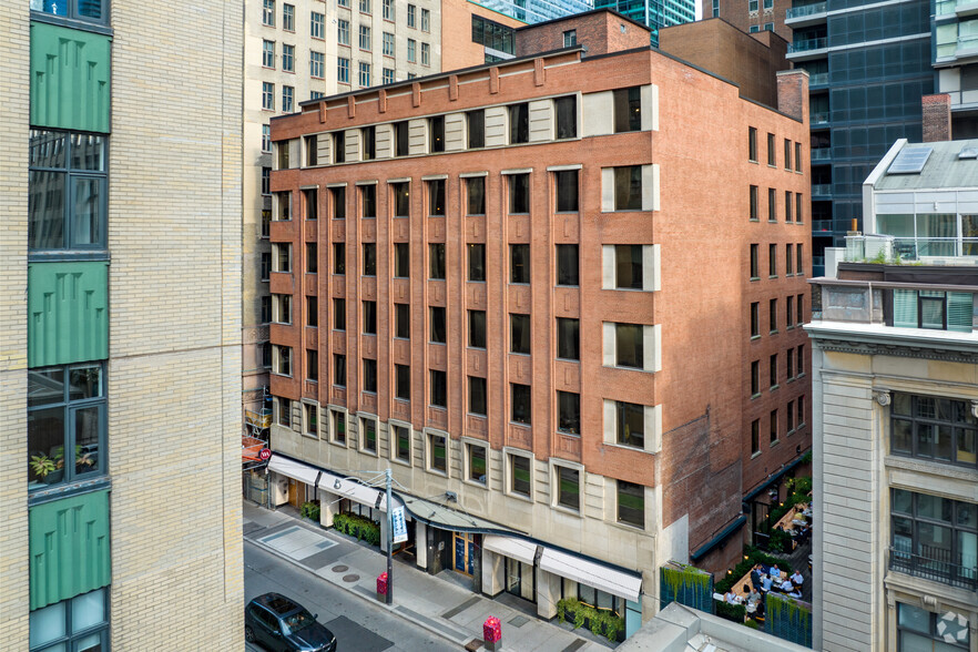 Primary Photo Of 67 Richmond St W, Toronto Office For Lease