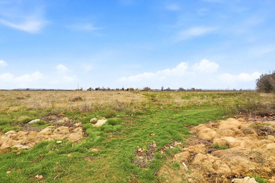 More Photos Of NKA 7th Ave, Mabton Land For Sale