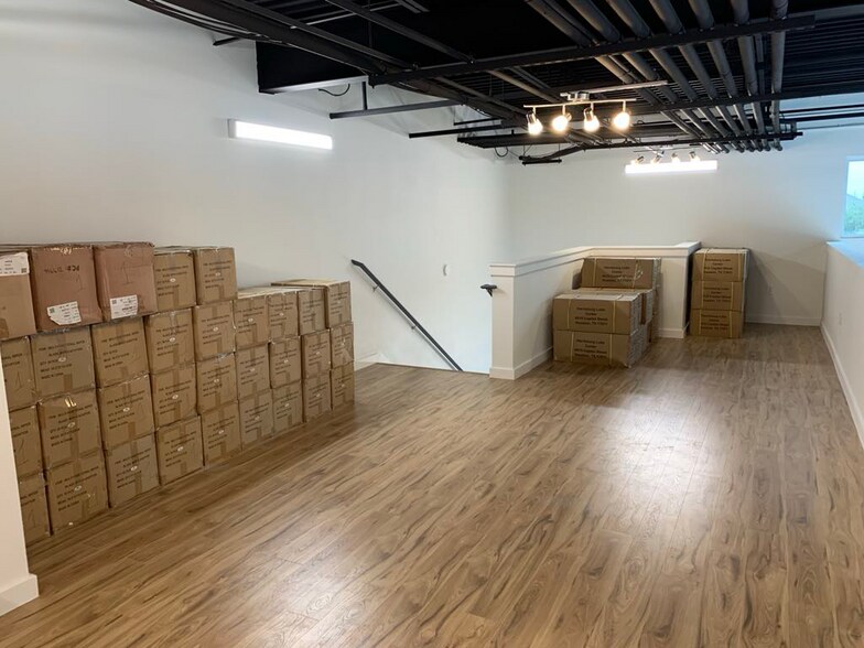 More Photos Of 1435 FM 1463 Rd, Katy Showroom For Sale