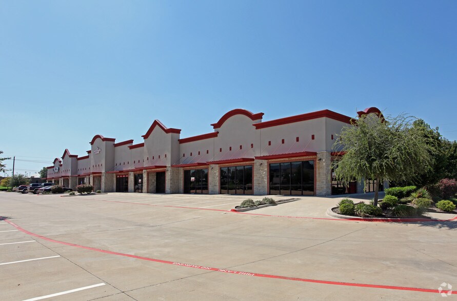 More Photos Of 800 Silken Xing, Midlothian Unknown For Lease