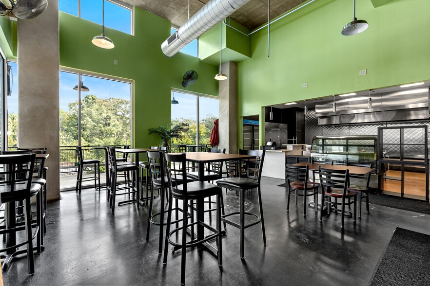 Primary Photo Of 423 Blue Star, San Antonio Apartments For Lease