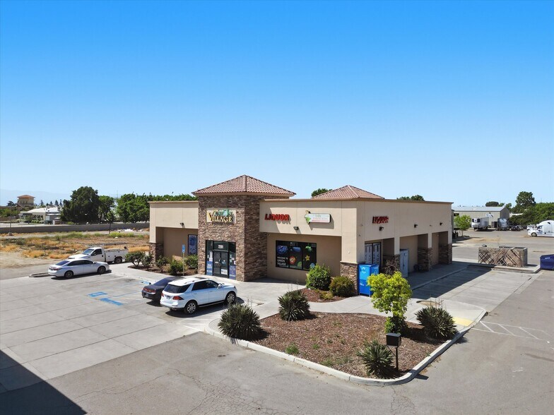 More Photos Of 2201 S Union Ave, Bakersfield Truck Stop For Sale