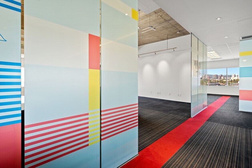 More Photos Of 2566 Overland Ave, Los Angeles Medical For Lease