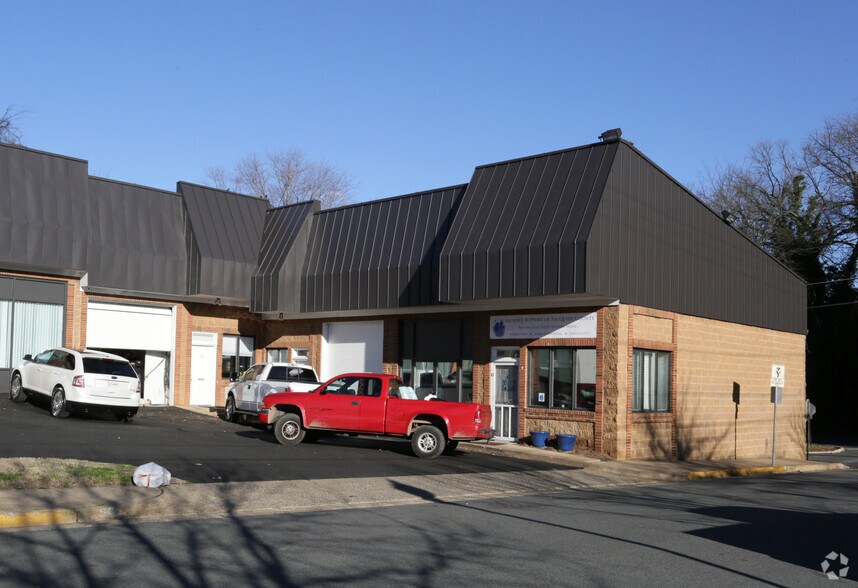 More Photos Of 40 N 5th St, Warrenton Office For Sale