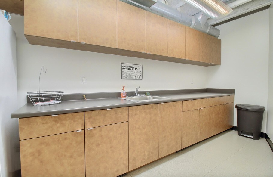 More Photos Of 3041-3043 Mission St, San Francisco Office For Lease