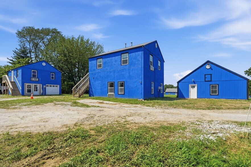 More Photos Of 10907 E 87th St, Raytown Multifamily For Sale