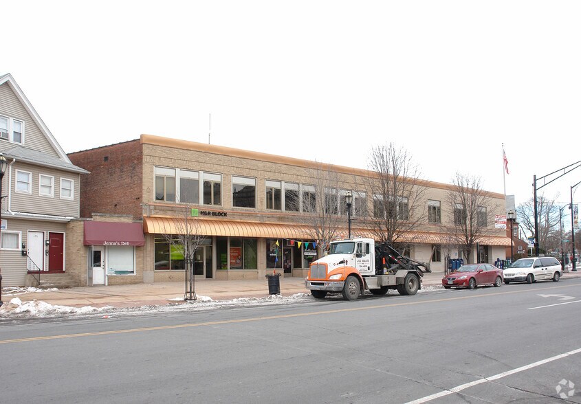 More Photos Of 641-651 Maple Ave, Hartford Office For Lease