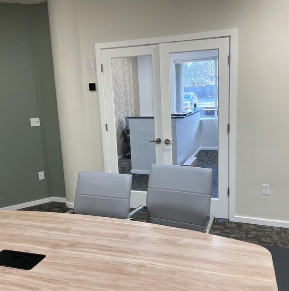 More Photos Of 9505 19th Ave SE, Everett Medical For Lease