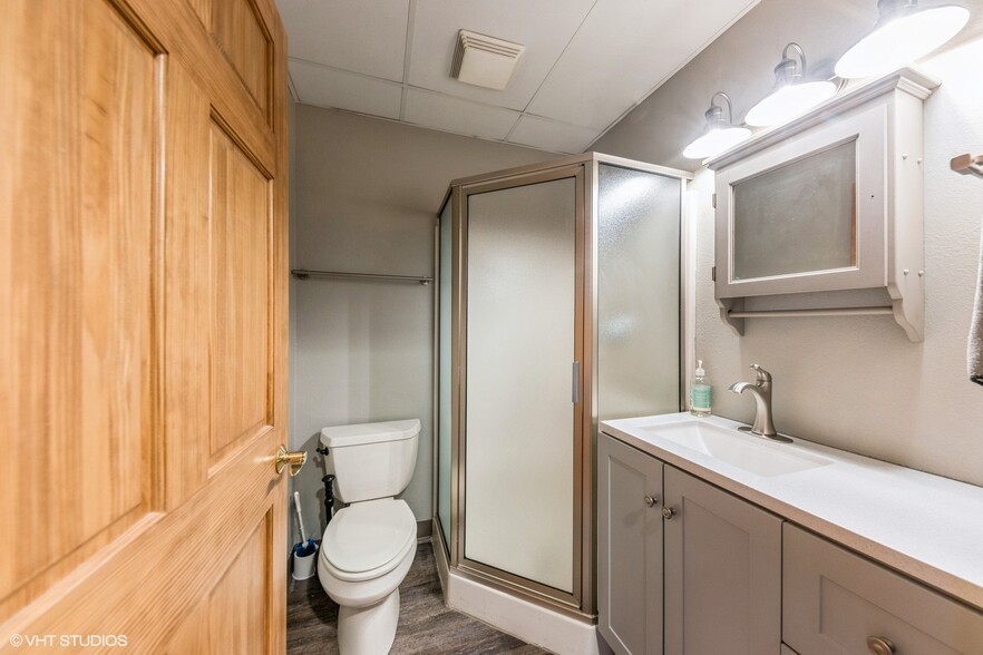 More Photos Of 4629 N Port Washington Rd, Milwaukee Restaurant For Sale