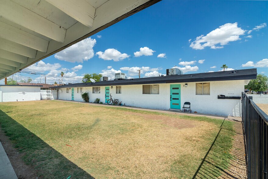 More Photos Of 2140 W Heatherbrae Dr, Phoenix Apartments For Sale