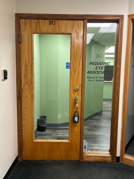 More Photos Of 3612 Lake Ave, Wilmette Medical For Lease