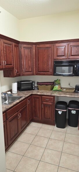 More Photos Of 2163 Northdale Blvd NW, Minneapolis Office For Sale