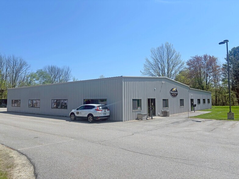 Primary Photo Of 165 Industrial Dr, Dover Warehouse For Lease