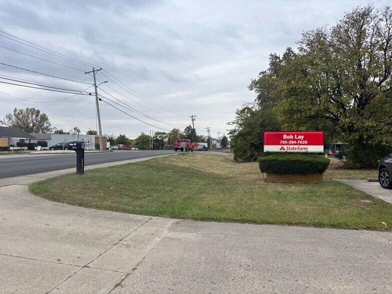 More Photos Of 2901 N Granville Ave, Muncie Freestanding For Sale
