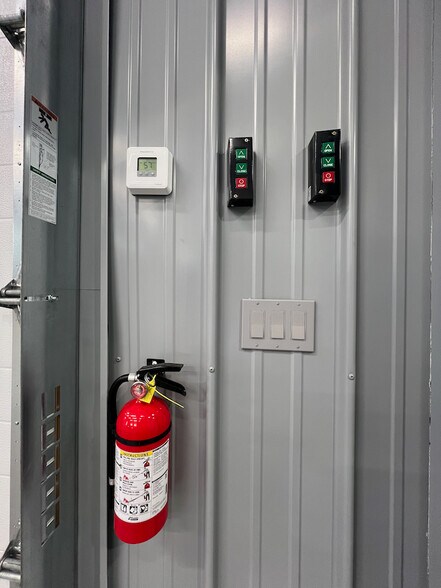 More Photos Of 8932 Moeller Dr, Harbor Springs Specialty For Sale