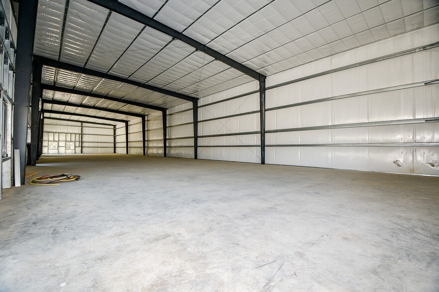 More Photos Of 5713 13th St, Katy Unknown For Lease