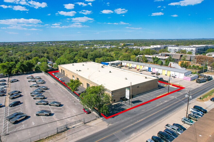 More Photos Of 311 E Saint Elmo Rd, Austin Office For Sale