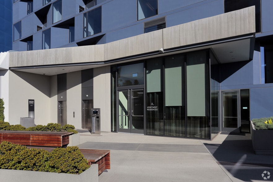 More Photos Of 8500 W Sunset Blvd, West Hollywood Apartments For Lease