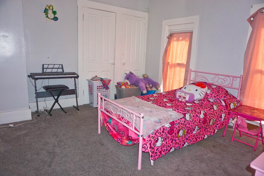 More Photos Of 257 Washington St NW, Warren Multifamily For Sale