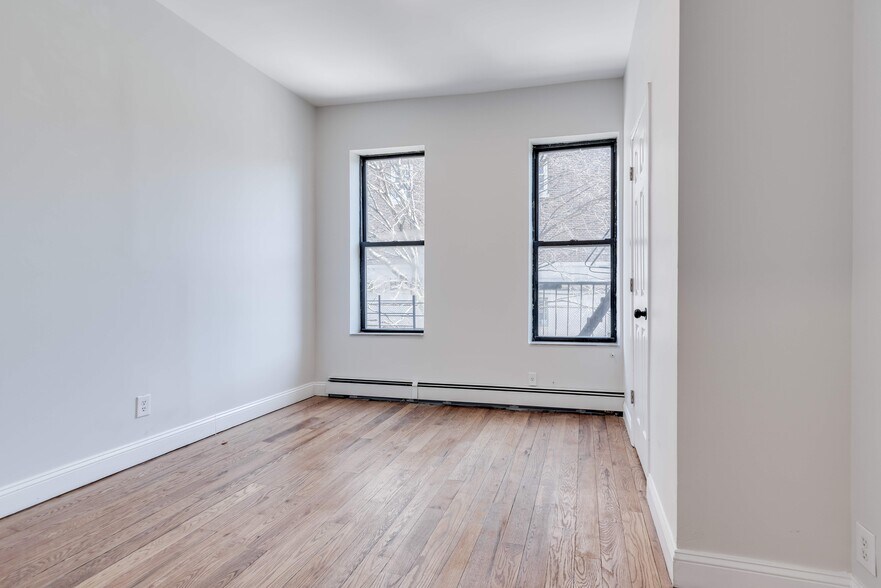 More Photos Of 215 Buffalo Ave, Brooklyn Apartments For Sale