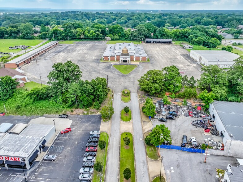 More Photos Of 555 Eastern Blvd, Montgomery Lodge Meeting Hall For Sale