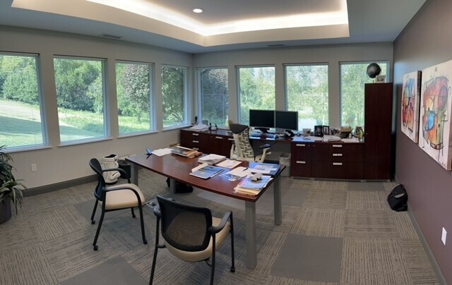 More Photos Of 5760 Nimtz Pky, South Bend Office For Sale