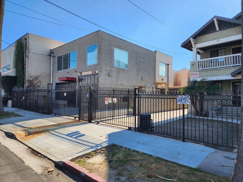 More Photos Of 334-336 W 33rd St, Los Angeles Industrial For Sale