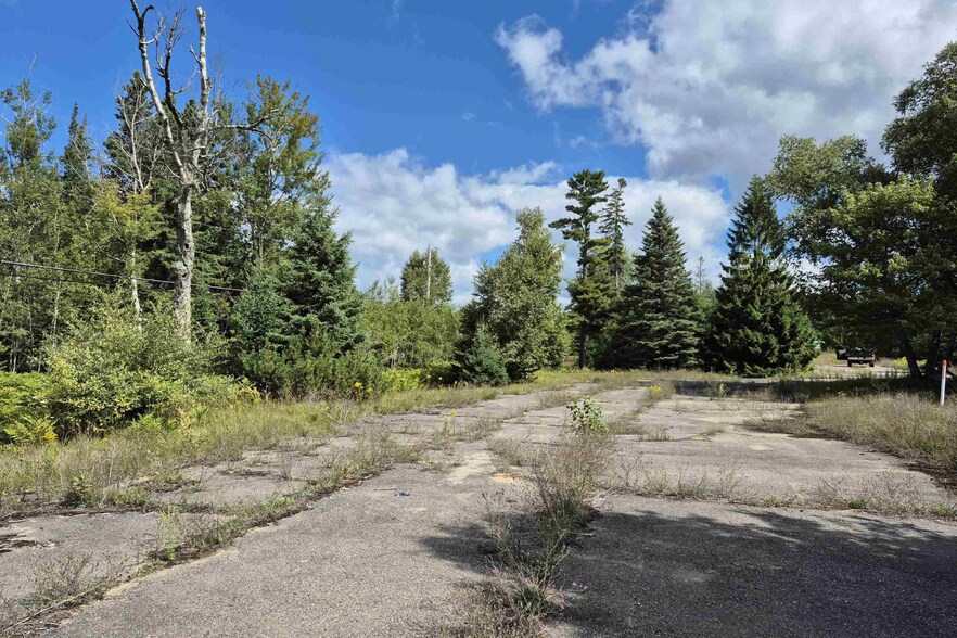 More Photos Of 6838 US-2 Hwy, Manistique Land For Sale