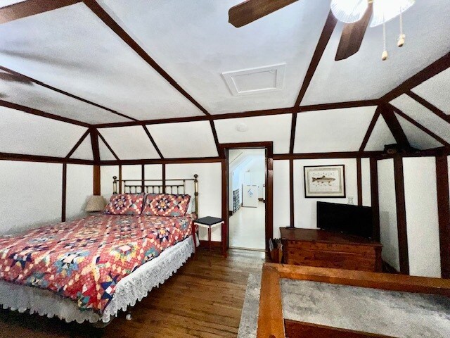 More Photos Of 301 S 3rd St, Raton Hospitality For Sale