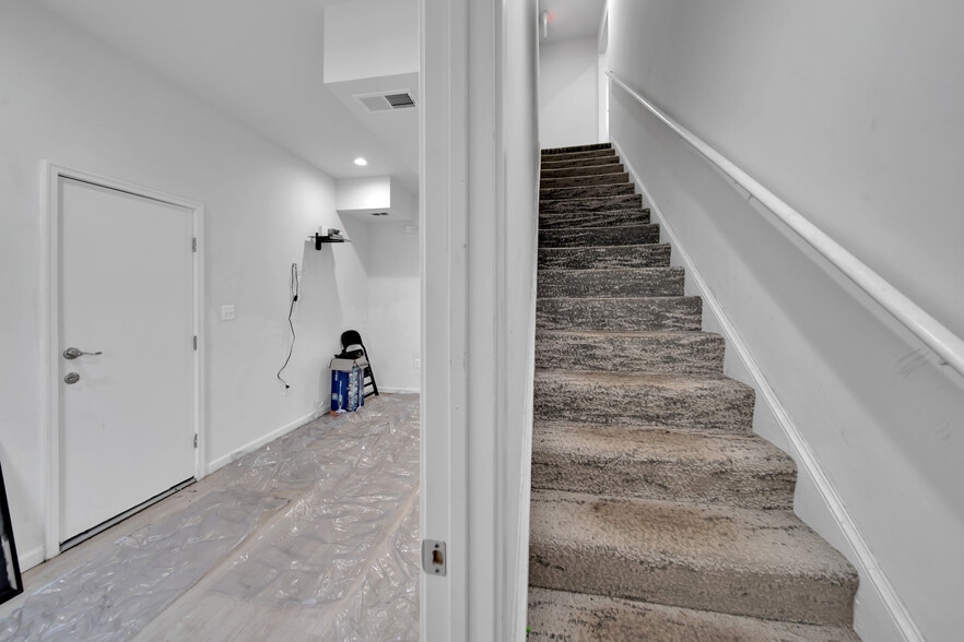 More Photos Of 6653 Washington Blvd, Elkridge Freestanding For Lease