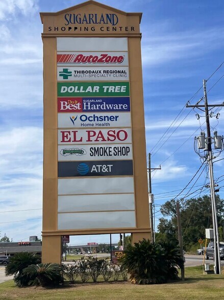 More Photos Of 4560 Highway 1, Raceland Freestanding For Lease