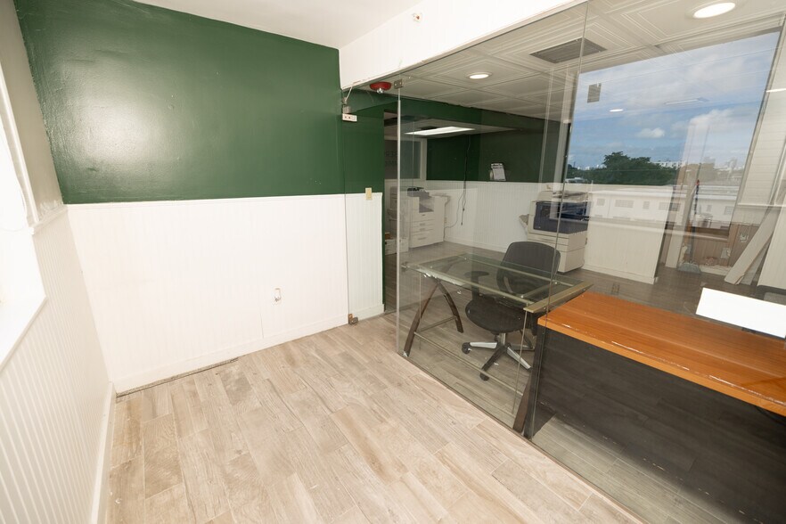 More Photos Of 4011 W Flagler St, Miami Loft Creative Space For Sale