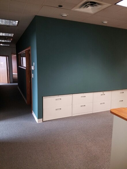 More Photos Of 201 3rd St, Parkersburg Office For Sale