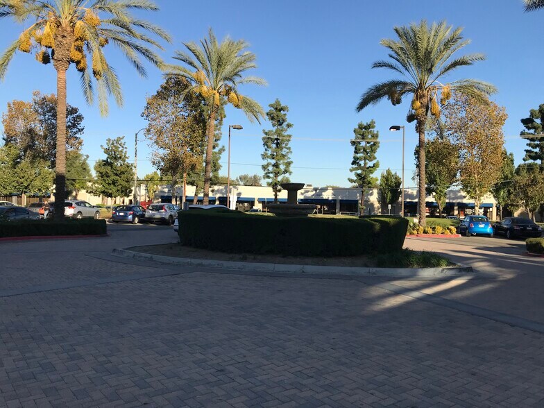 More Photos Of 13768 Roswell Ave, Chino Medical For Lease