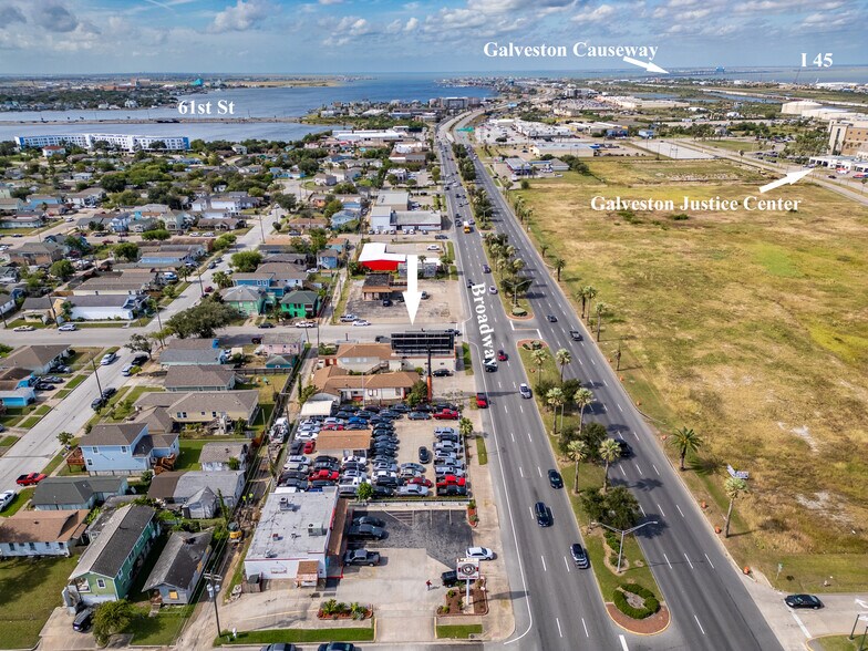 More Photos Of 5427 Broadway St, Galveston General Retail For Sale