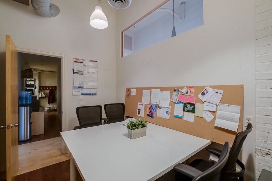 More Photos Of 2424 18th St NW, Washington Office For Lease