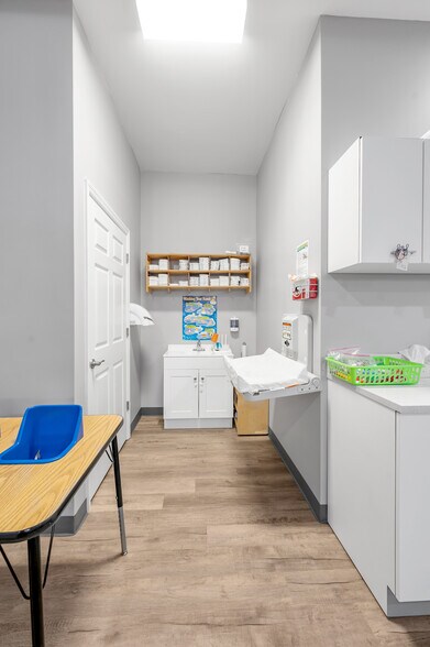 More Photos Of 101 Fairfield Dr, Nicholasville Daycare Center For Sale