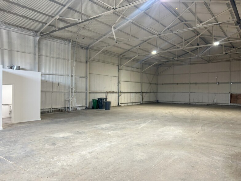 Primary Photo Of 1619 Jerrold Ave, San Francisco Warehouse For Lease
