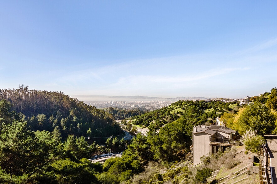 More Photos Of Tunnel Rd. & Broadway Tunnel Fwy, Oakland Land For Sale