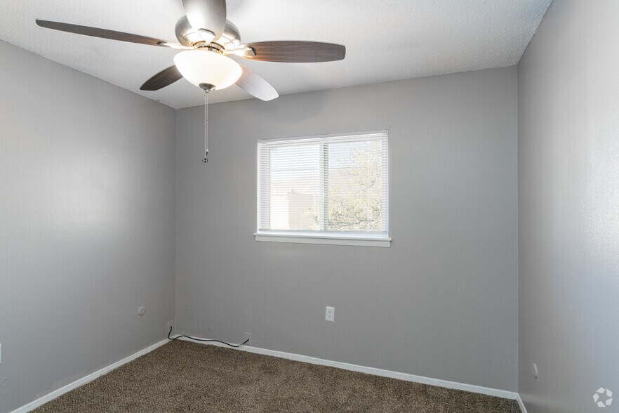 More Photos Of 5249 Wren Ave, El Paso Apartments For Sale