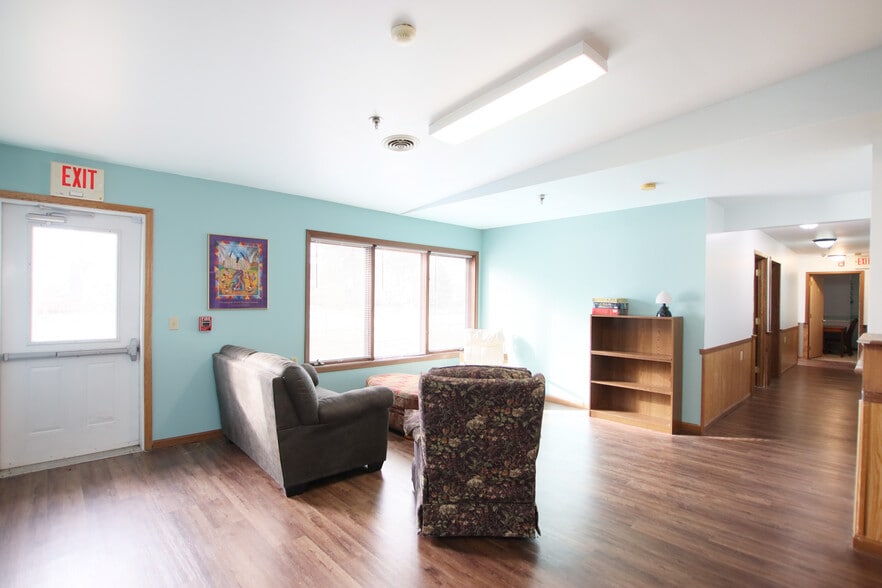 More Photos Of 496 Wisconsin Ct, Fond Du Lac Rehabilitation Center For Sale